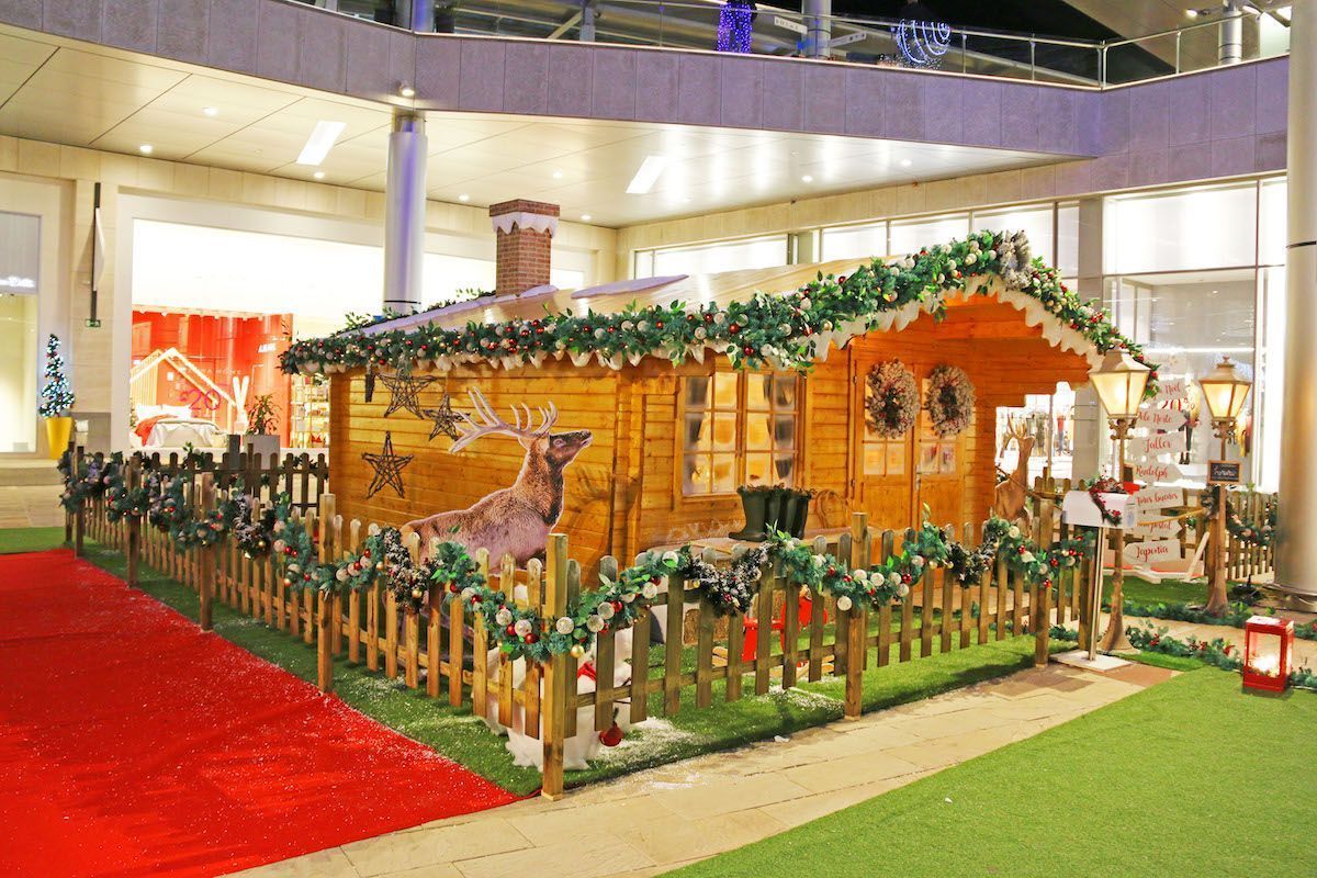 DECORACIÓN NAVIDEÑA CENTRO COMERCIAL ALISIOS