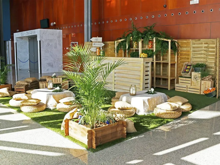 STAND ORGANICS BY RED BULL