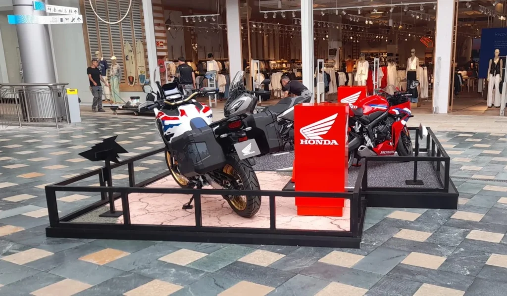 STAND HONDA CC ALISIOS 2025