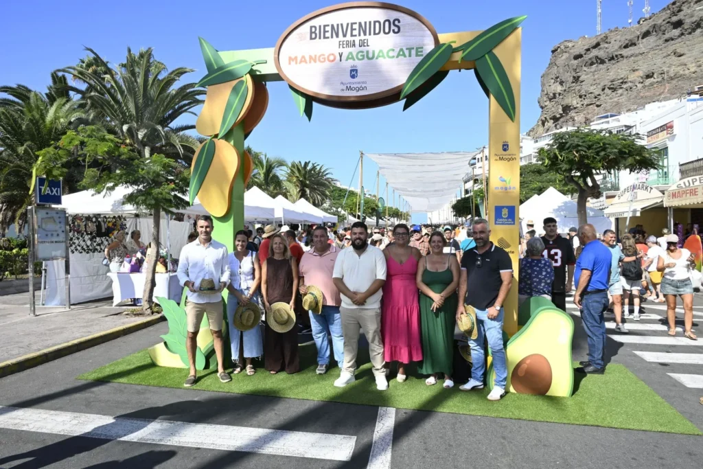 ARCO FERIA MANGO Y AGUACATE MOGÁN 2025